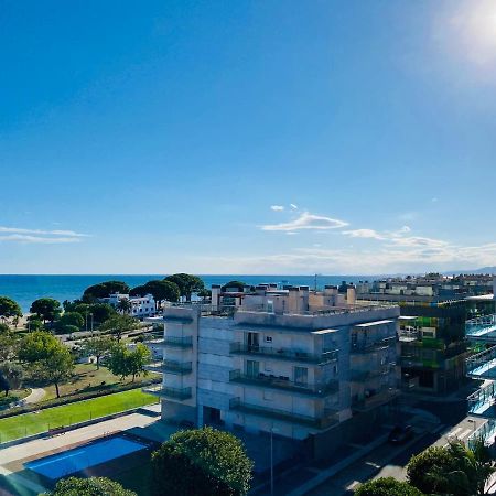 Апартаменты Atico Augusta Камбрильс Экстерьер фото